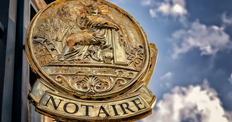 Avocat, notaire ou généalogiste : qui fait quoi ?