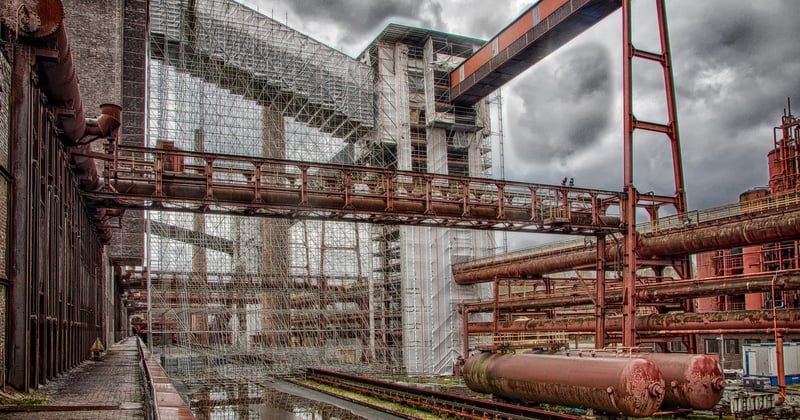 Découvrez l'impact des enseignes lumineuses industrielles dans la région nantaise