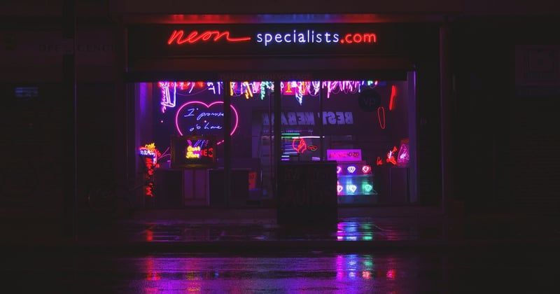 Fabricant signalétique 44 : un partenaire local pour vos enseignes