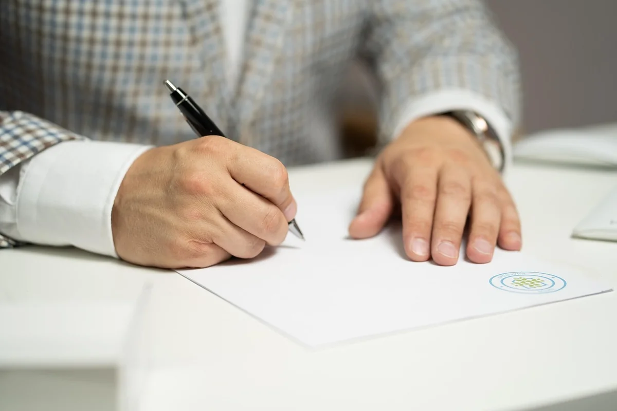 Quand utiliser la signature pour ordre ?